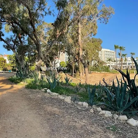 Magesticview Seafront プロタラス