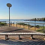 Magesticview Seafront アパート