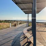 Magesticview Seafront アパート プロタラス