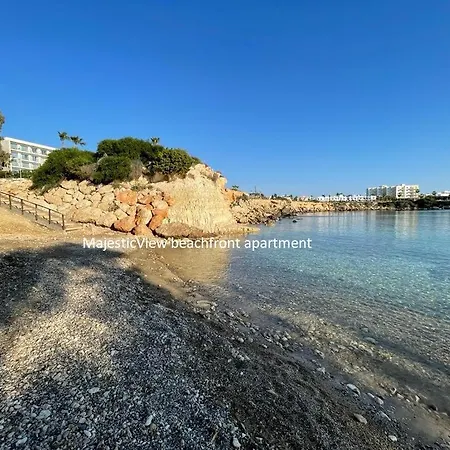 Magesticview Seafront شقة *