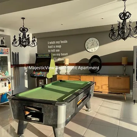 Magesticview Seafront Lägenhet