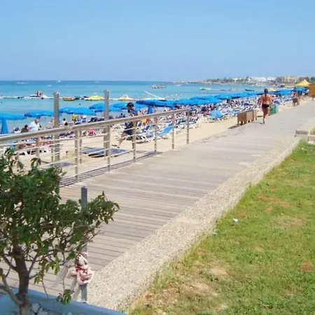 Lägenhet Magesticview Seafront Protaras