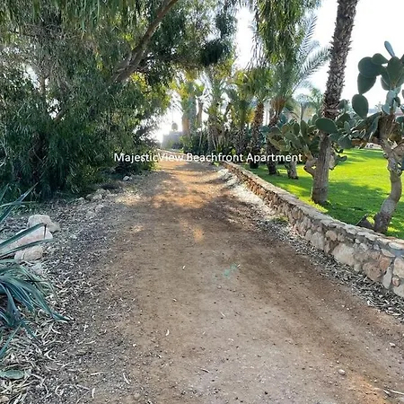 Magesticview Seafront Apartment Protaras