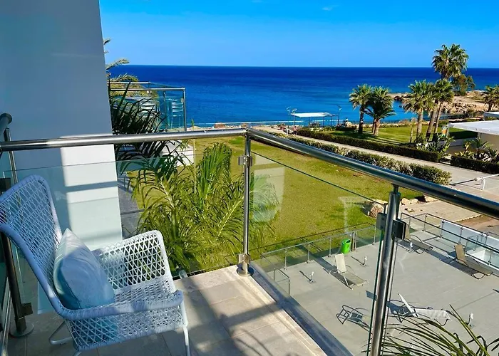 Magesticview Seafront