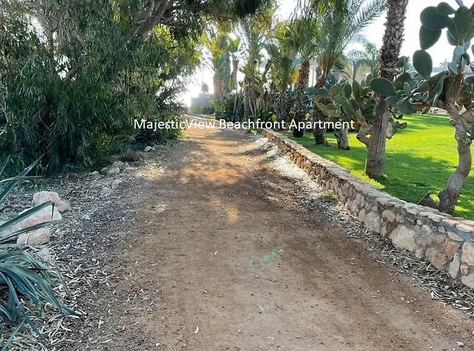 Magesticview Seafront Apartamento Protaras
