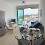 Magesticview Seafront Apartament *