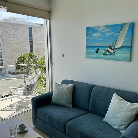 Magesticview Seafront Апартаменты *
